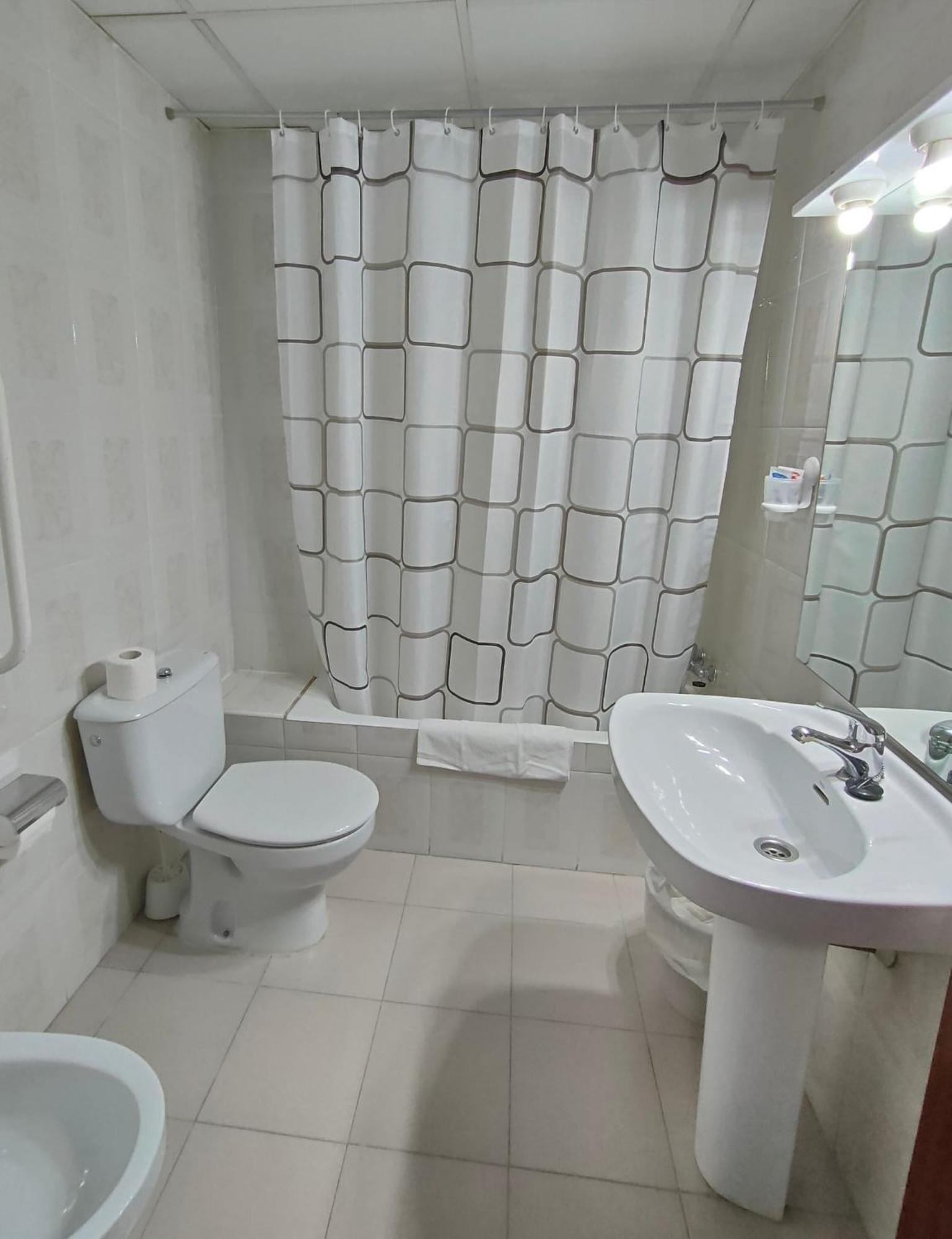 Hotel Cogullada Zaragoza Bagian luar foto